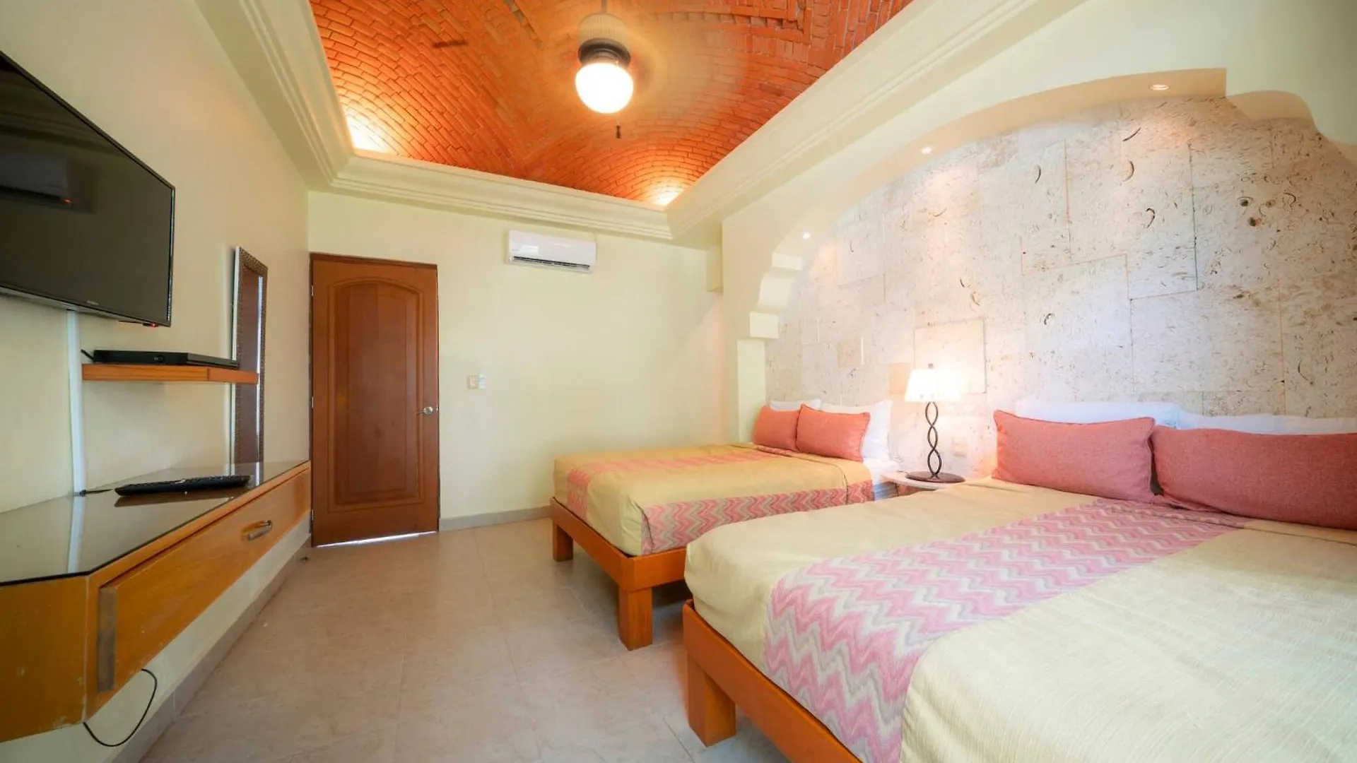 Villa With 4 Bedrooms - Spacious Oceanview With Private Pool At Playacar Phase I Pura Vida Playa del Carmen 0*,  México